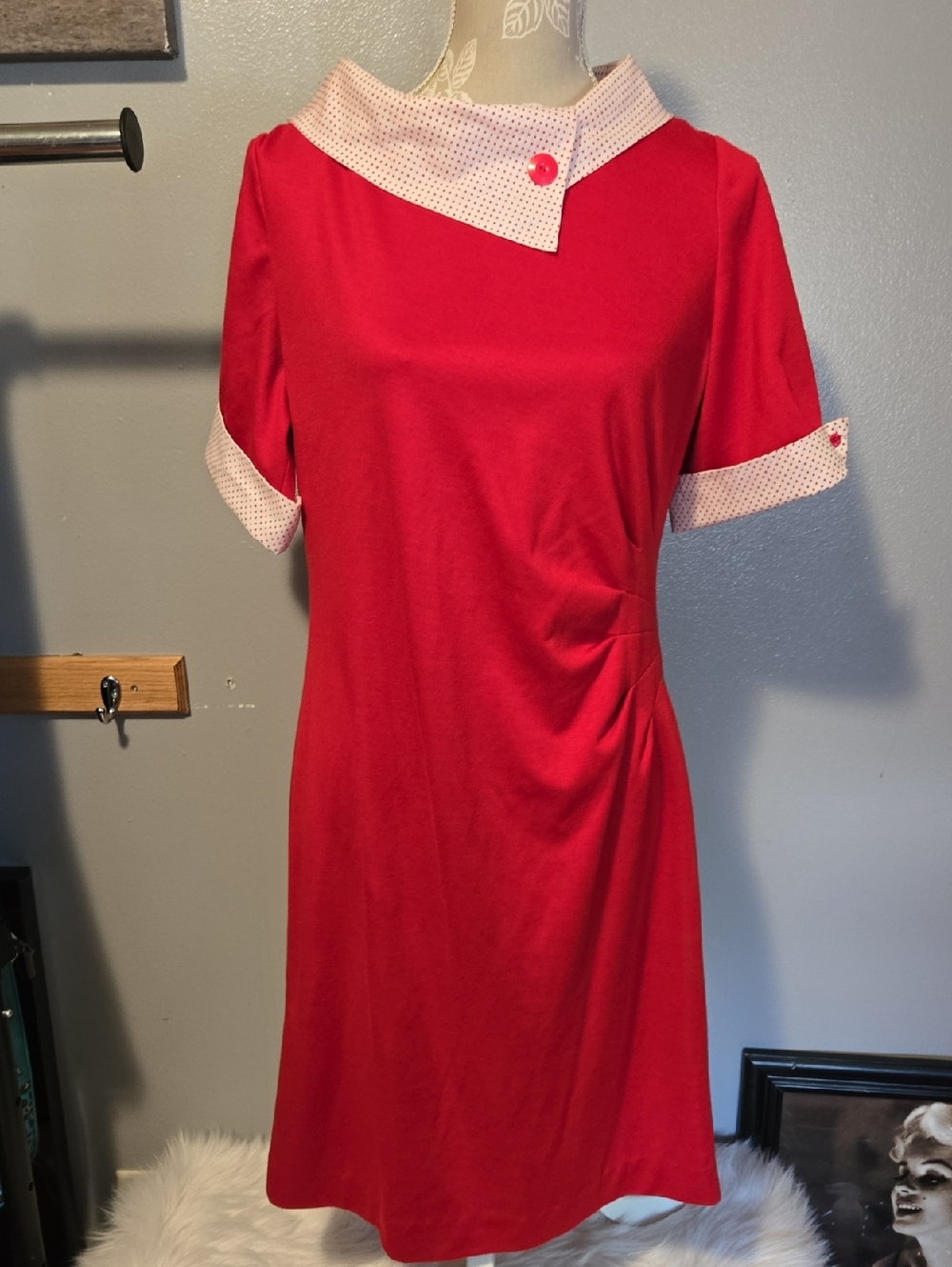 Truly Vintage Classic Red Short-Sleeve Dress with Contrast Collar
